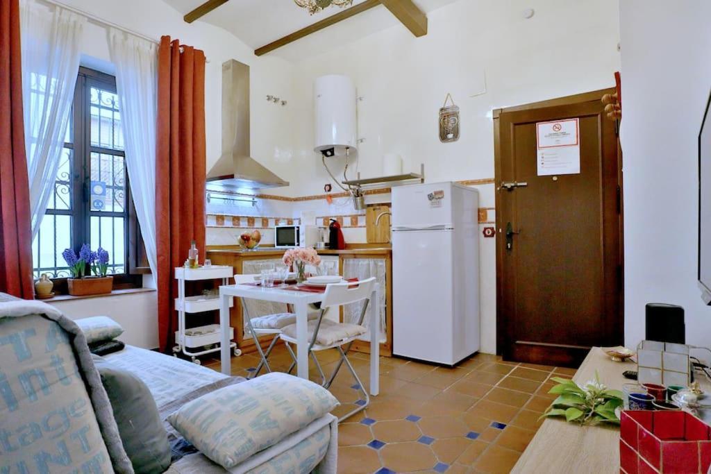 Horno24, Alojamiento Con Patio Andaluz, Tipico De Кордова Экстерьер фото