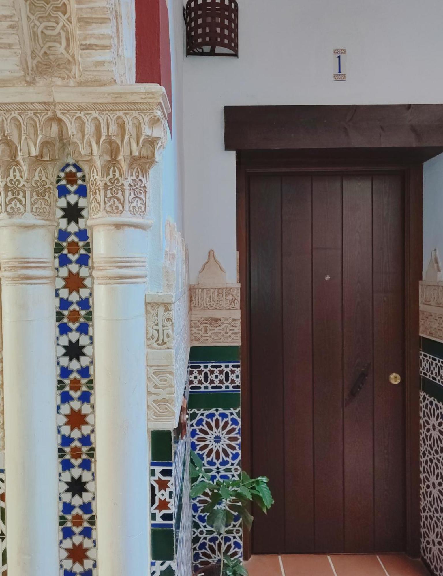 Horno24, Alojamiento Con Patio Andaluz, Tipico De Кордова Экстерьер фото